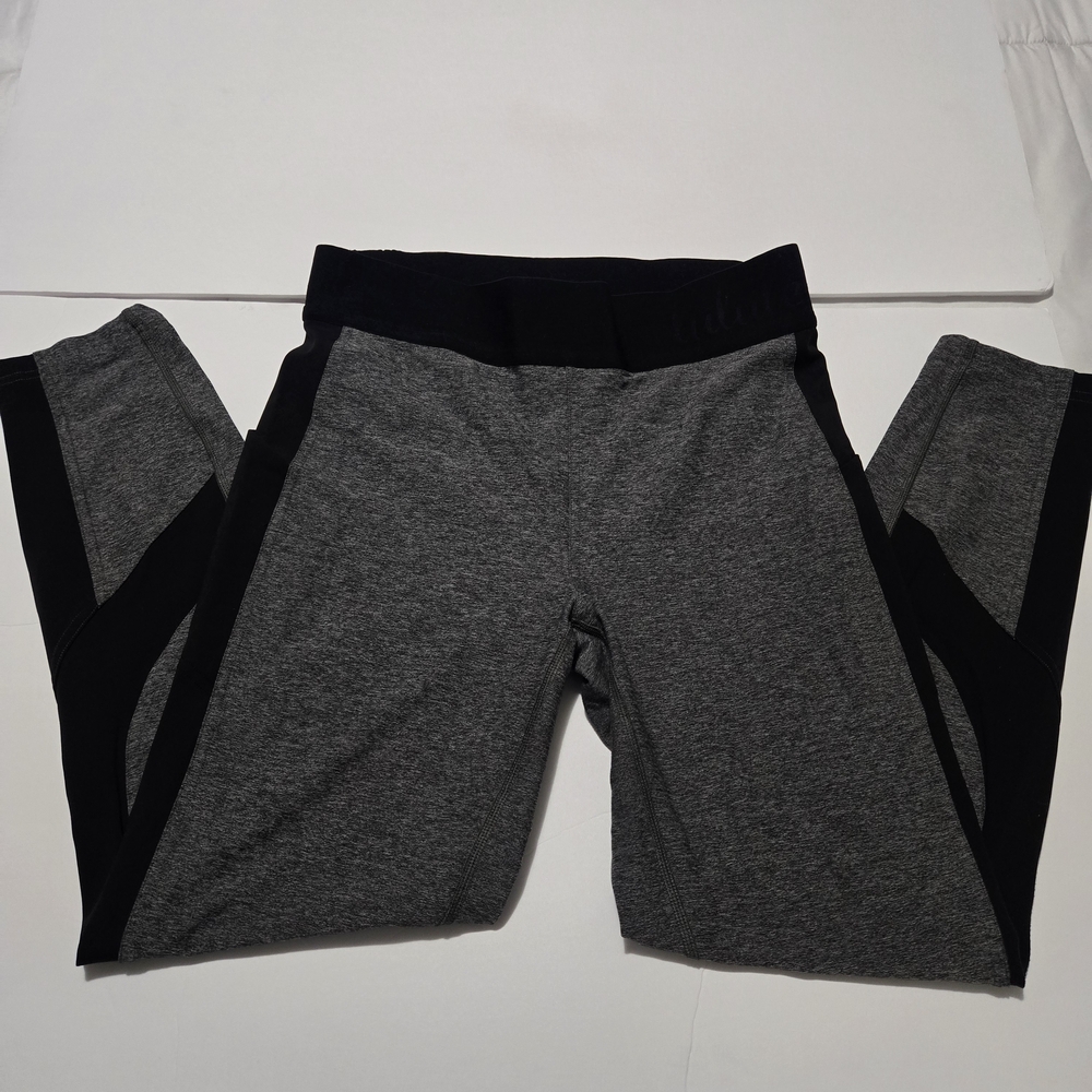 Lululemon Athletica Gray and Black Leggings
